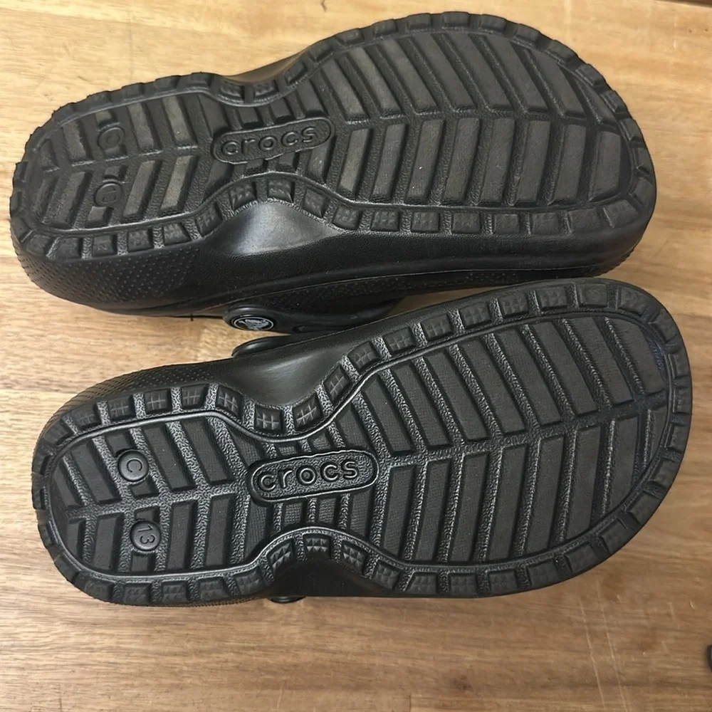 CROCS lined clogs